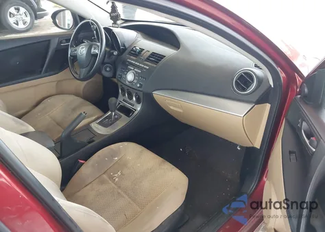 2011 Mazda Mazda3 I Touring из США, поврежденный, VIN JM1BL1VF6B1426873